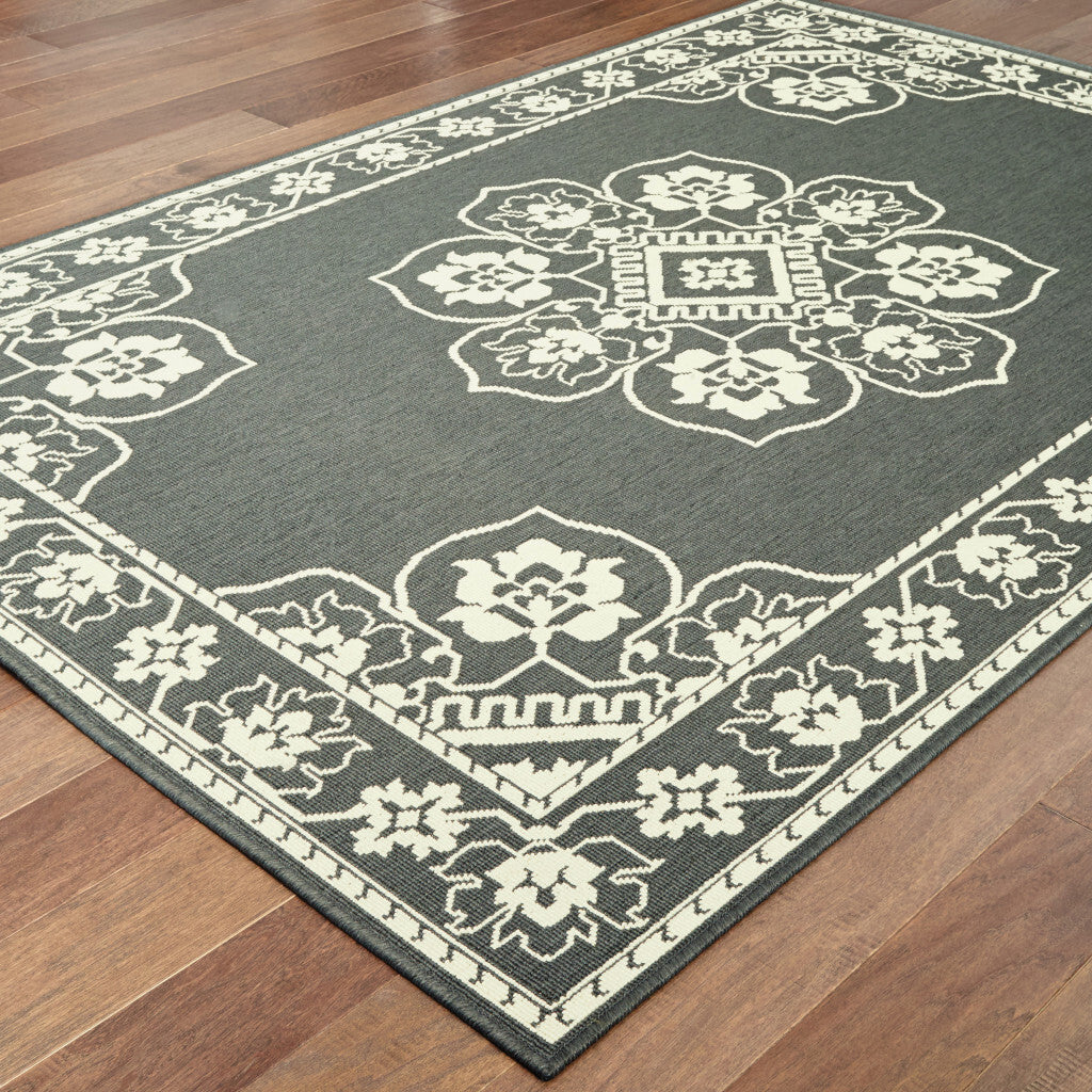 4' X 6' Gray and Ivory Oriental Stain Resistant Indoor Outdoor Area Rug